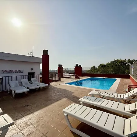 Skyline Pool *